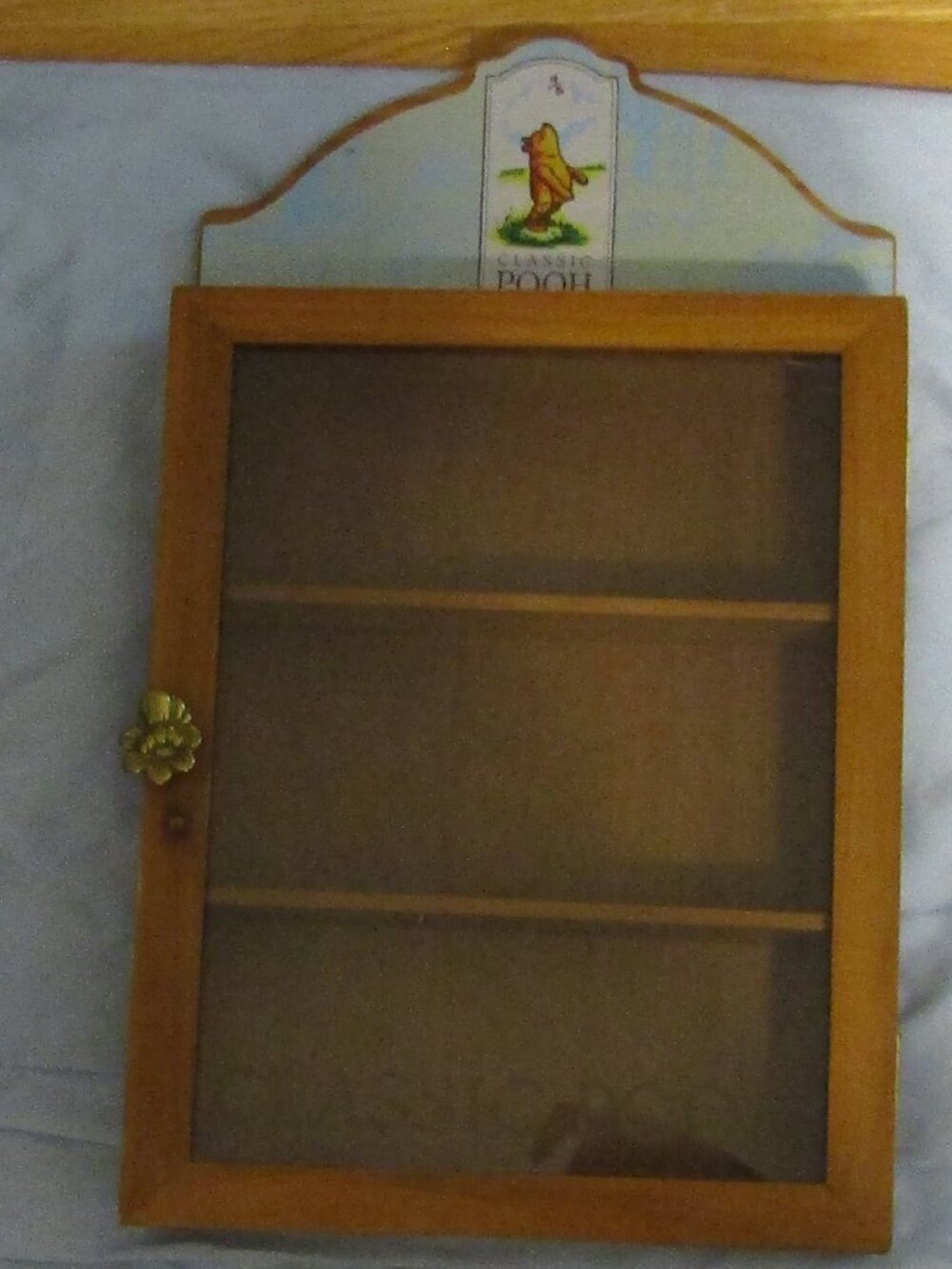 Disney Enterprises CLASSIC WINNIE THE POOH Wooden/Glass Display Case 13" x 10.5"
